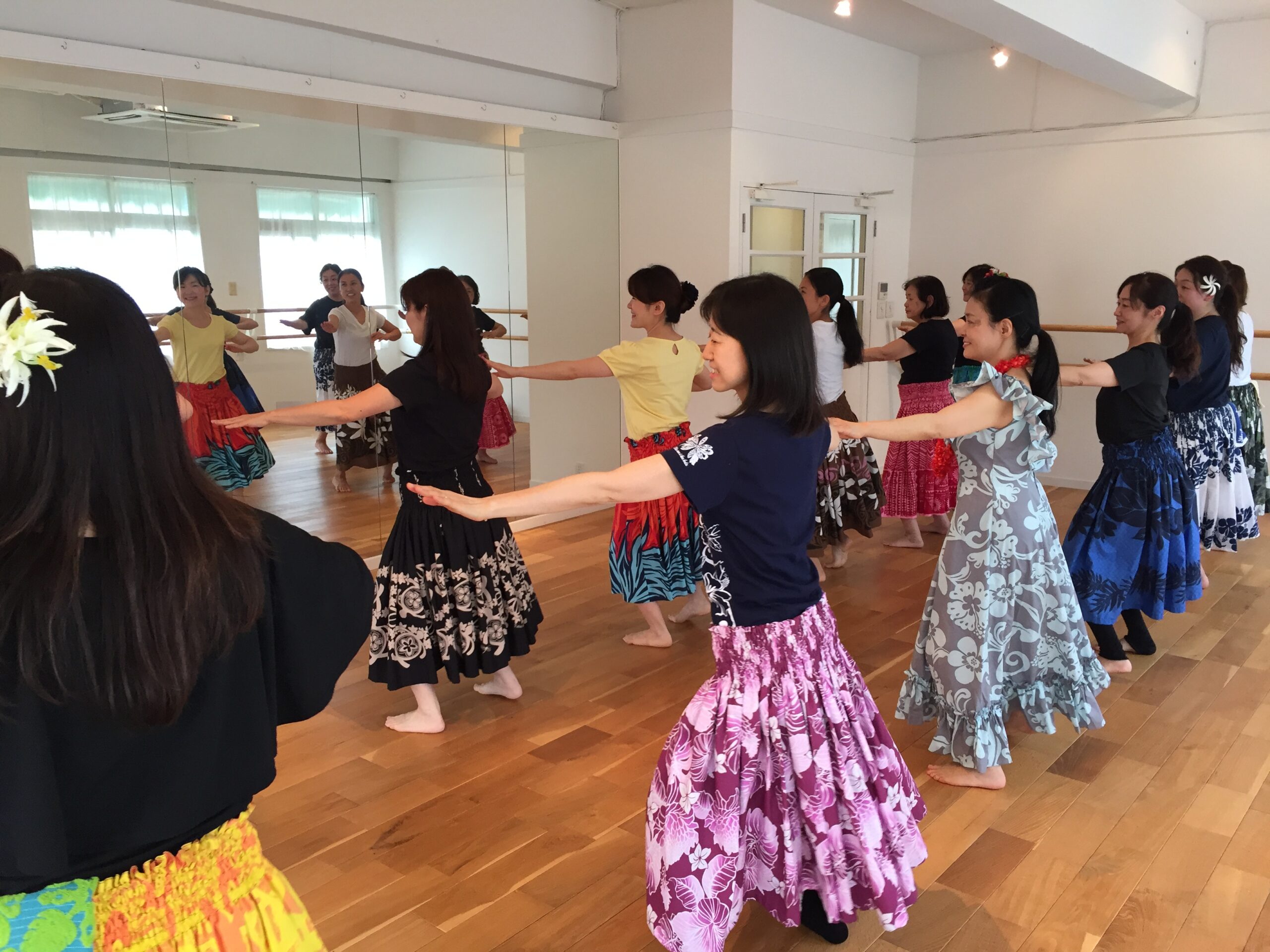 定期教室 1月 3月 フラダンス教室 成人 キッズ 及び無料体験会について 鶴間公園 公式 町田市